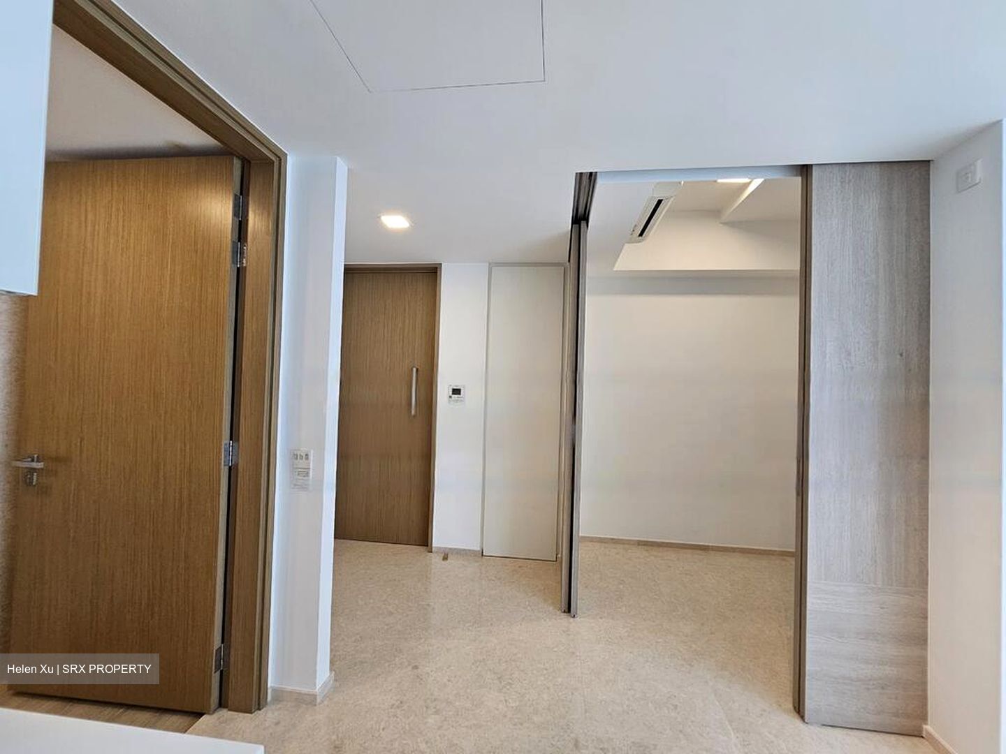 Marine Blue (D15), Condominium #610121111